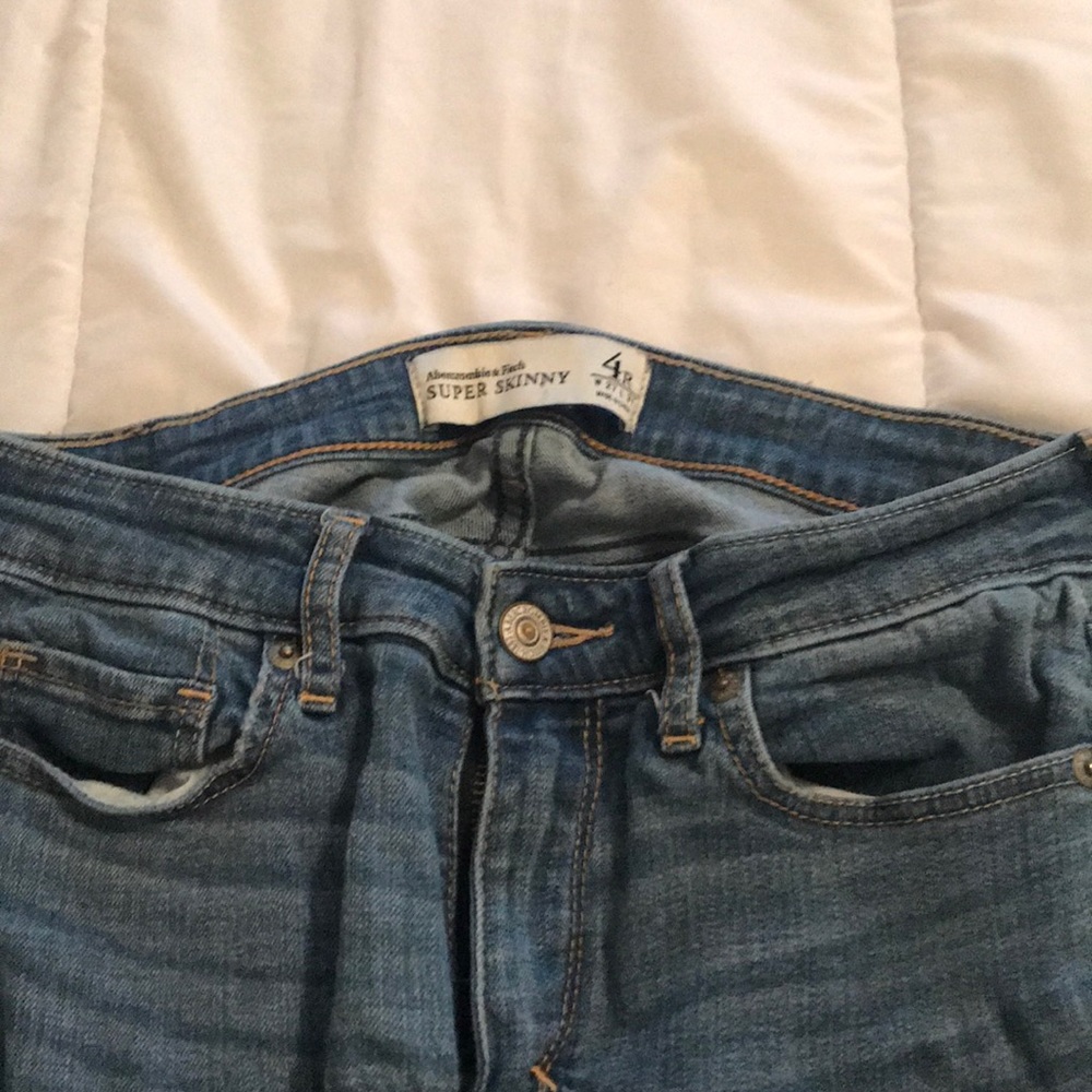 Jeans-negotiable